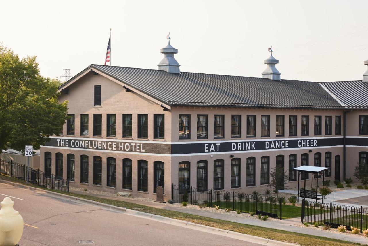 The Confluence Hotel Hastings Exterior photo